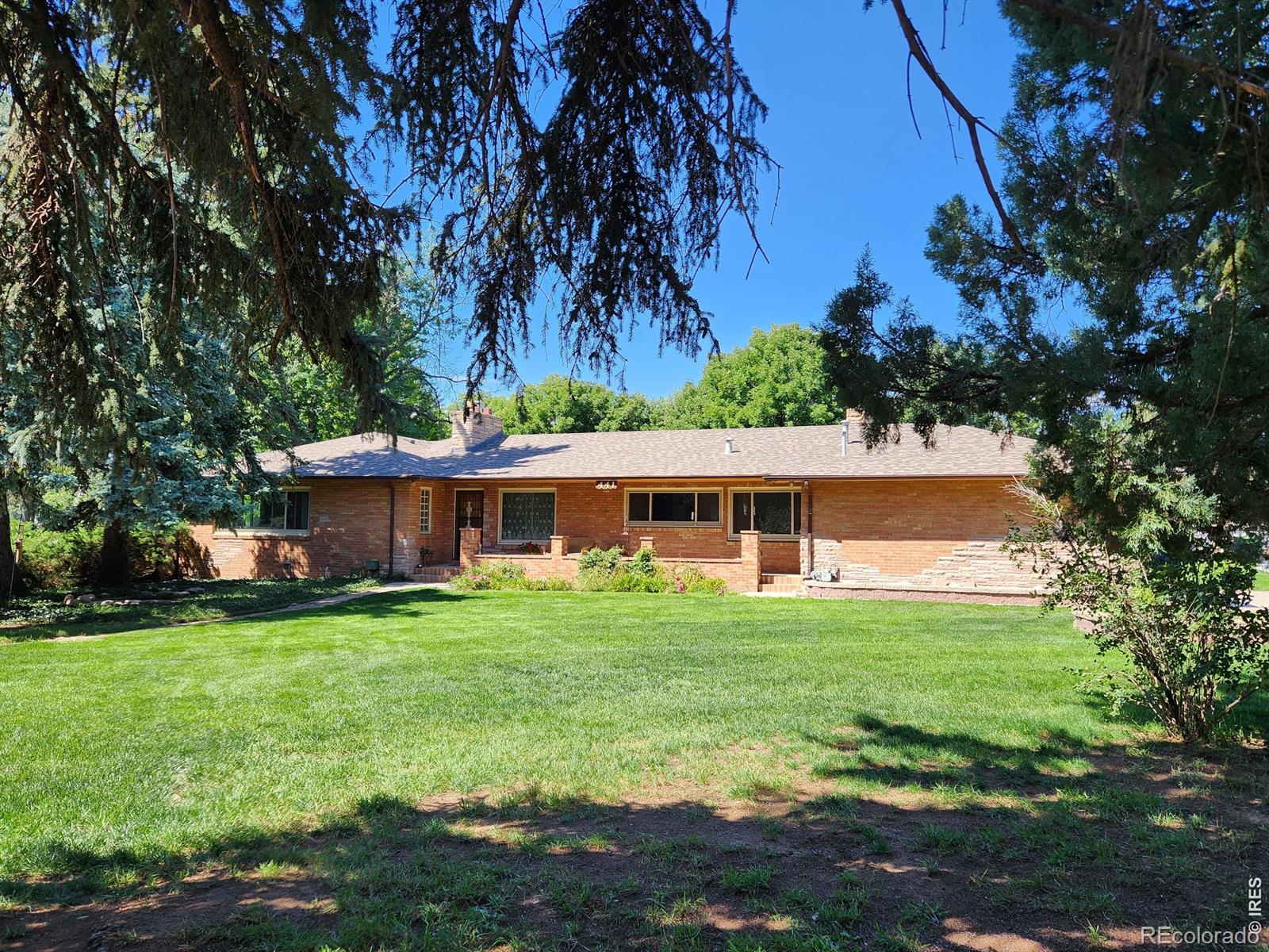 441 W 11th St, Loveland, CO 80537