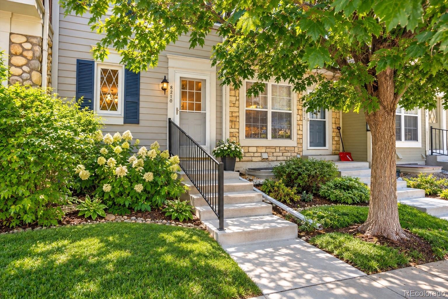 8210 S Fillmore Cir, Centennial, CO 80122