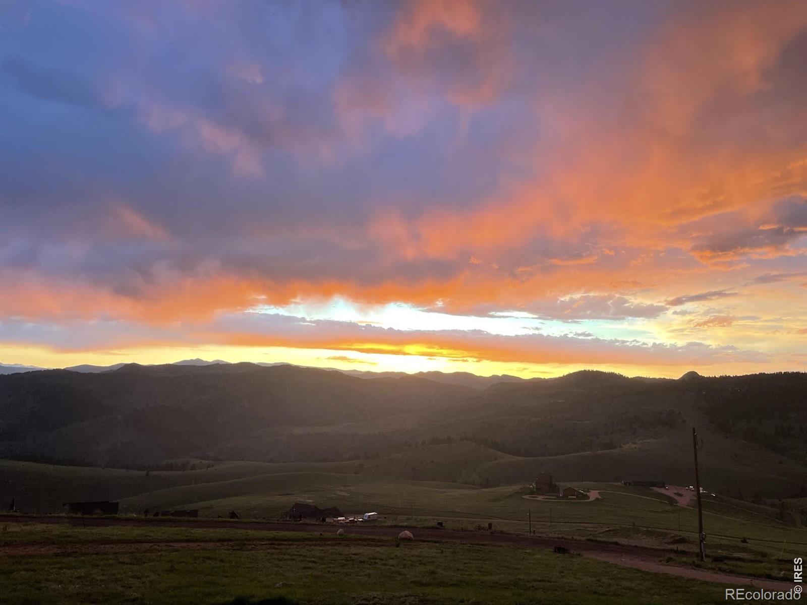 132 Sheep Mountain Ct, Livermore, CO 80536