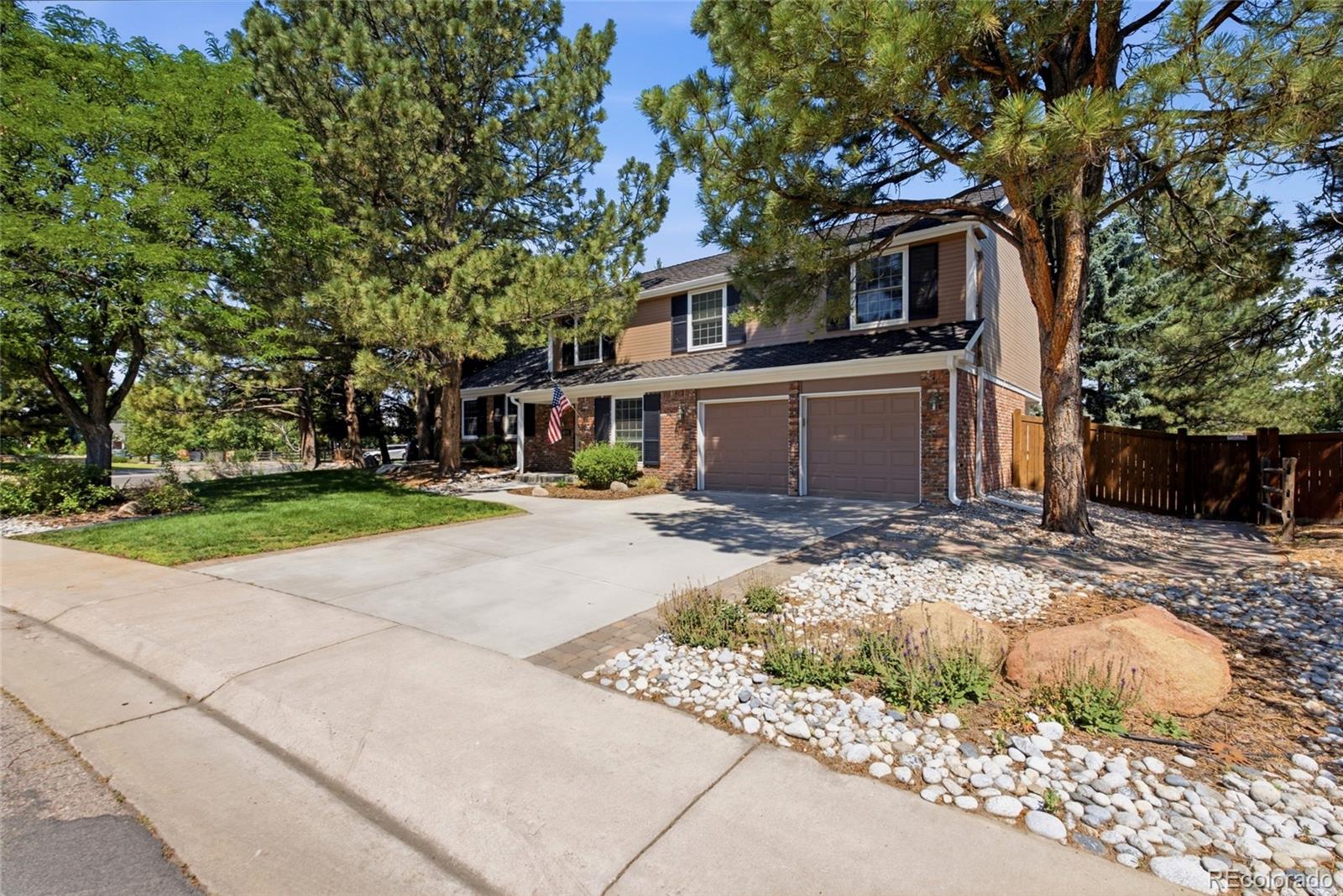 6411 E Irish Pl, Englewood, CO 80112