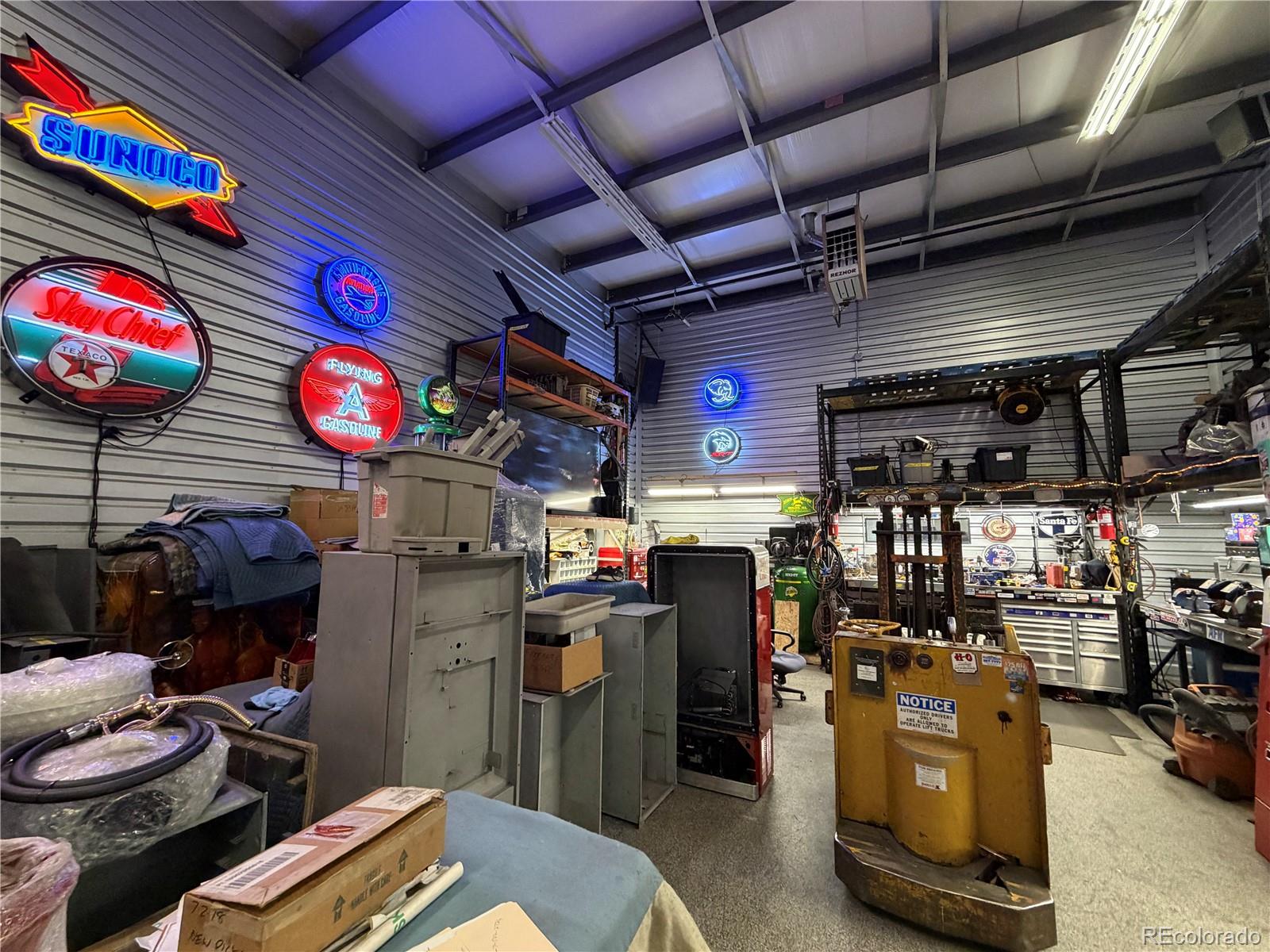 9335 Commerce Center St #B7, Littleton, CO 80129