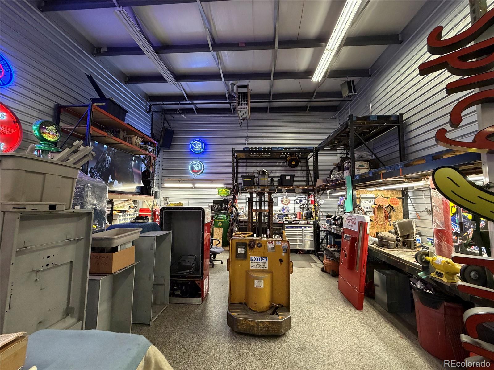 9335 Commerce Center St #B7, Littleton, CO 80129