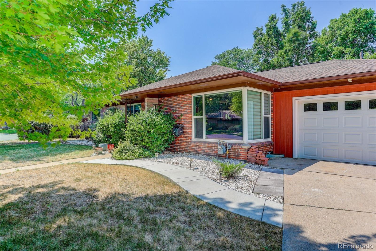 465 Cody Dr, Denver, CO 80226