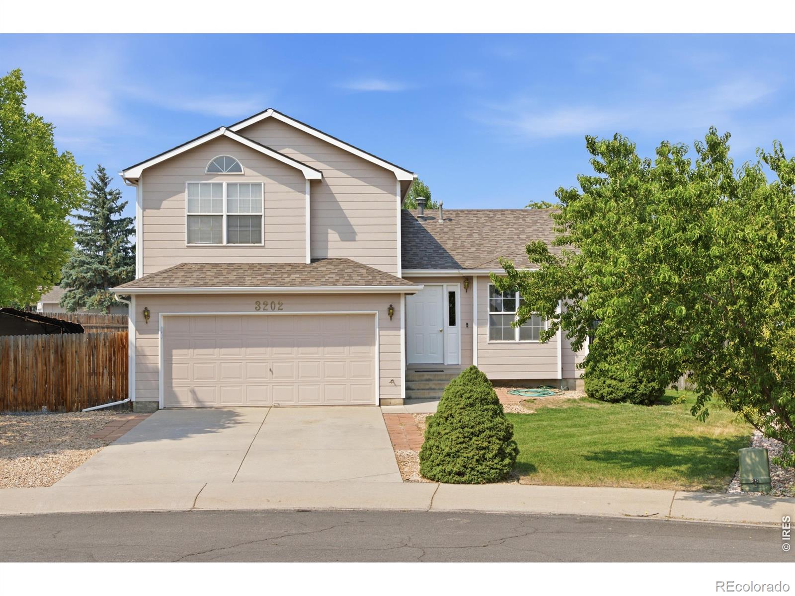 3202 Ellis Ct, Evans, CO 80620