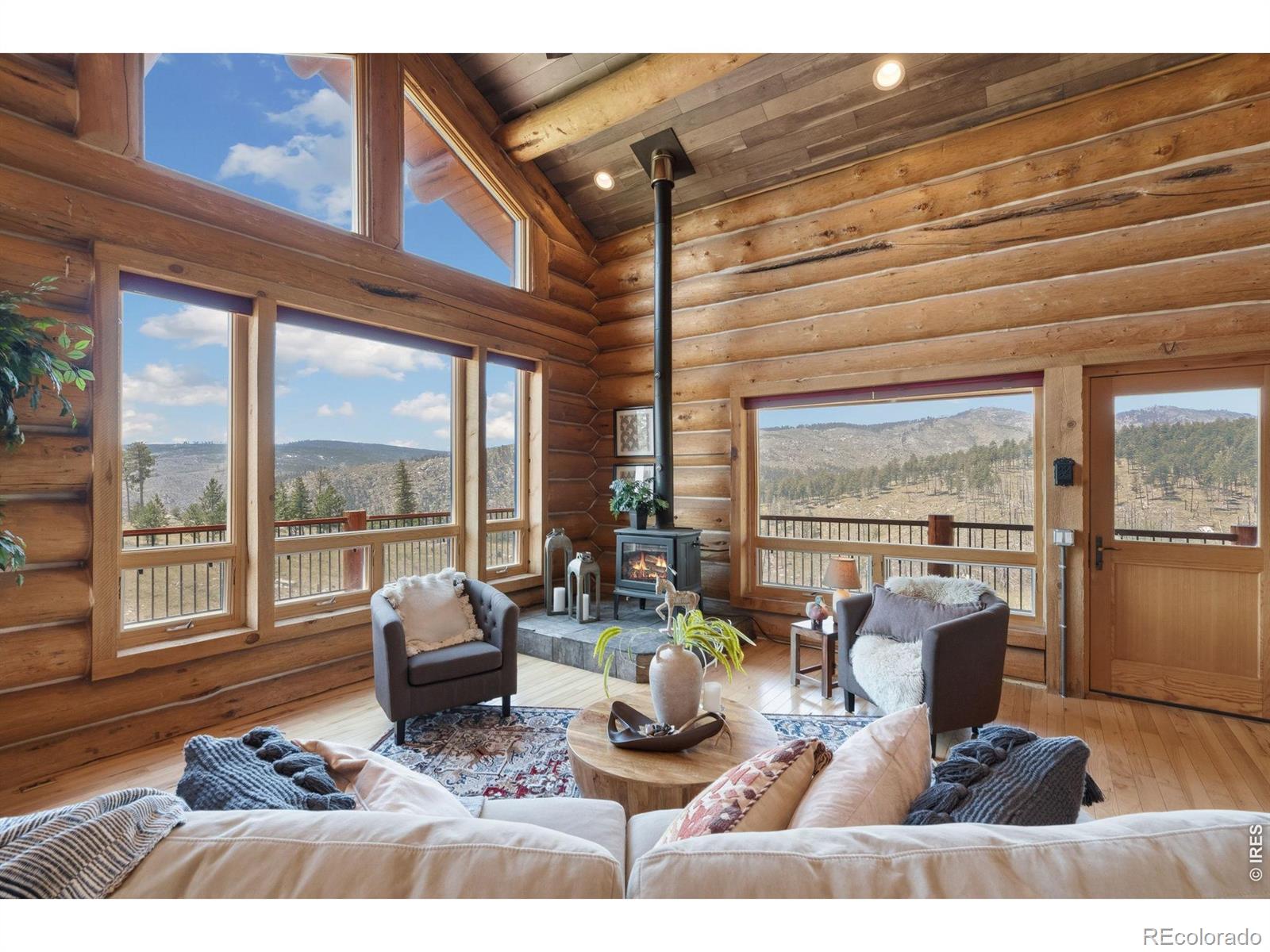3086 Davis Ranch Rd, Bellvue, CO 80512