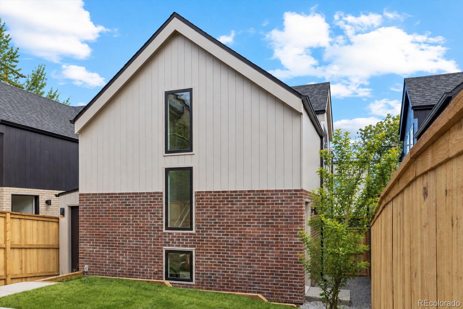 2828 Vallejo St, Denver, CO 80211