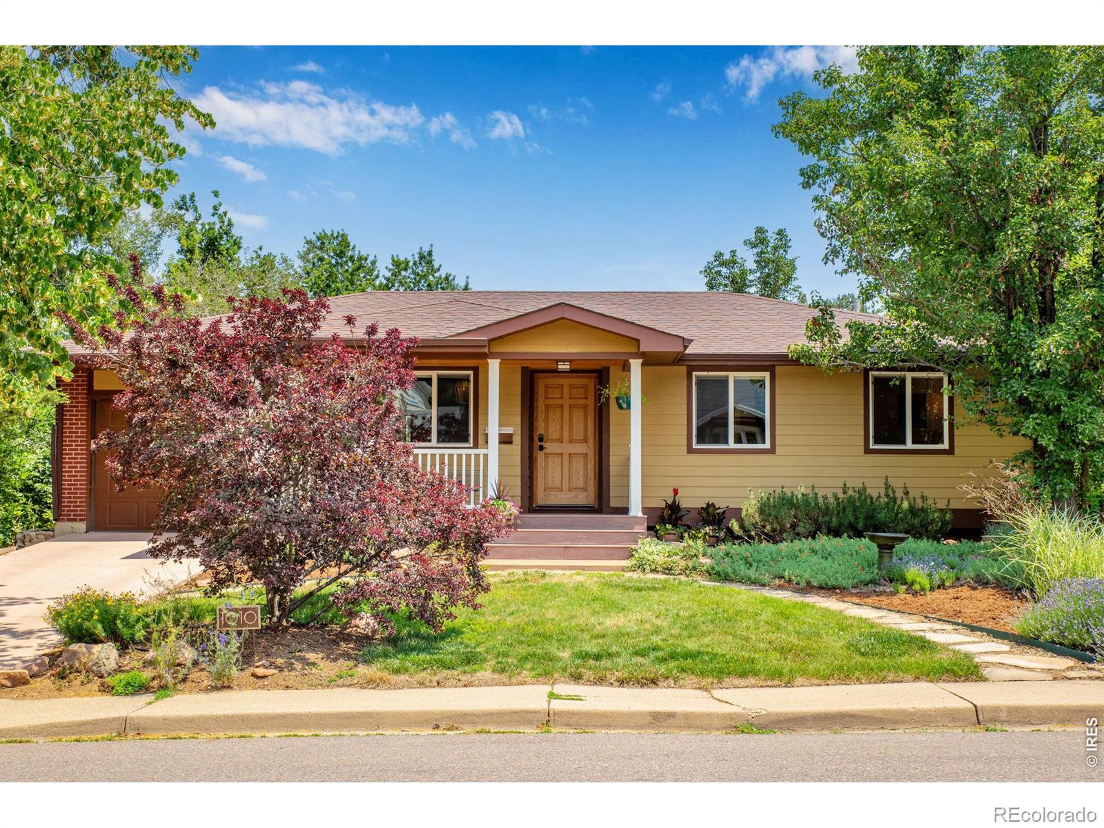 1010 Hartford Dr, Boulder, CO 80305