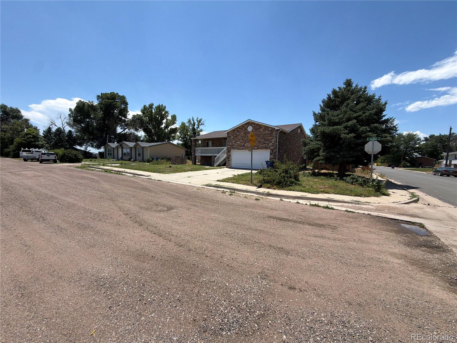 301 S Dorothy Ave, Milliken, CO 80543