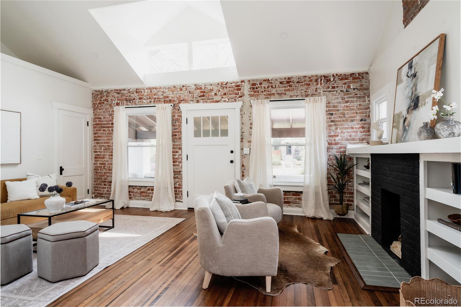 3323 Josephine St, Denver, CO 80205