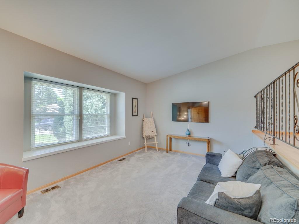 6566 S Ammons Ct, Littleton, CO 80123