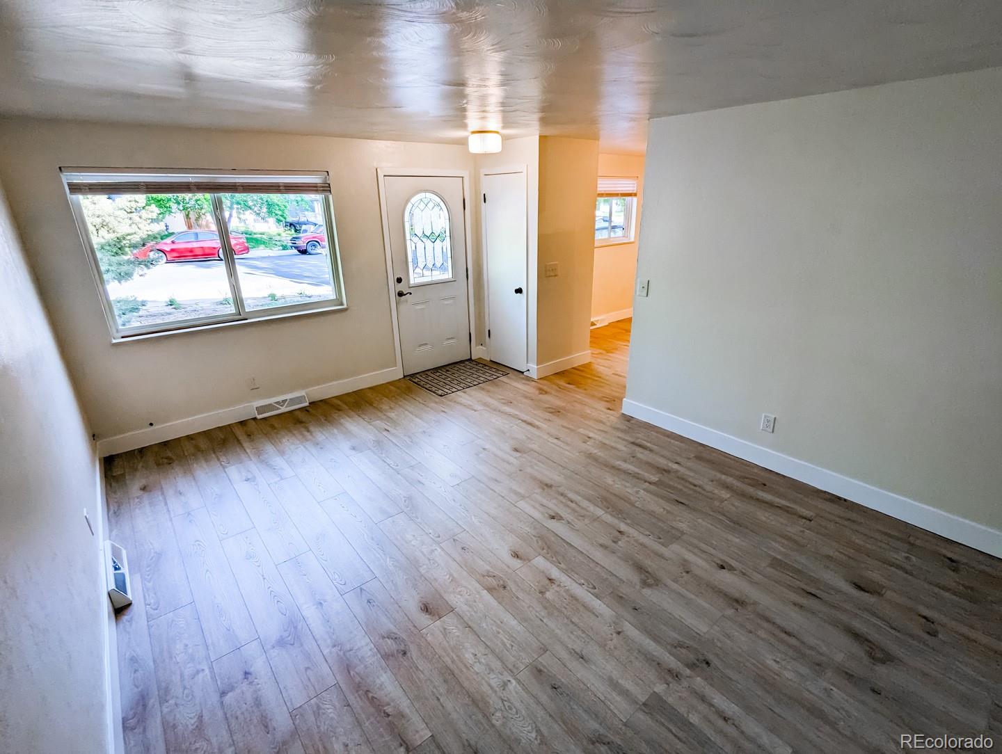 616 Goss Dr, Longmont, CO 80504