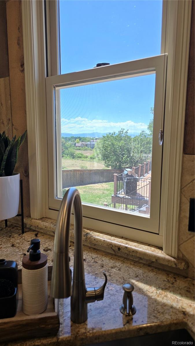 6420 Ashburn Ln, Highlands Ranch, CO 80130