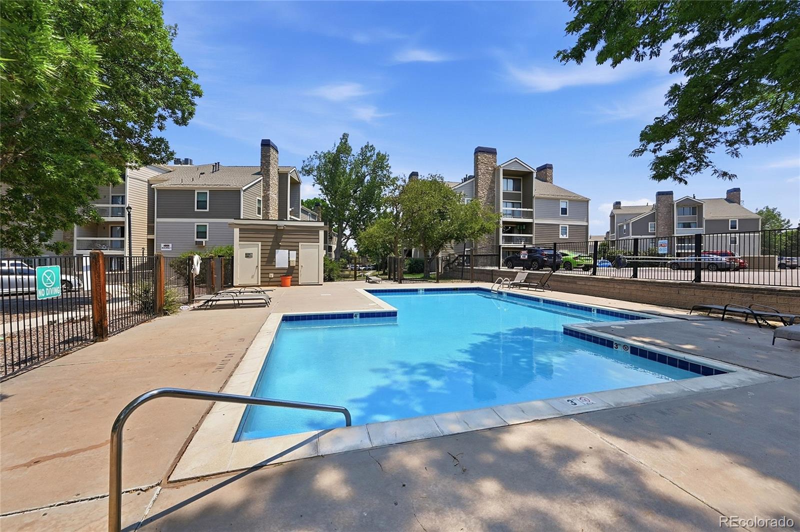 4869 S Dudley St, Littleton, CO 80123