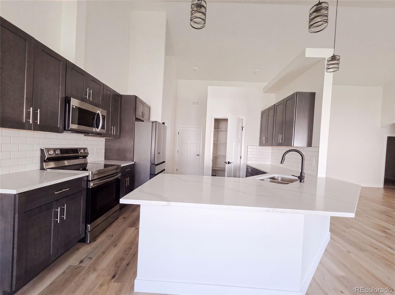 3082 Thunder Cloud Dr, Grand Junction, CO 81504