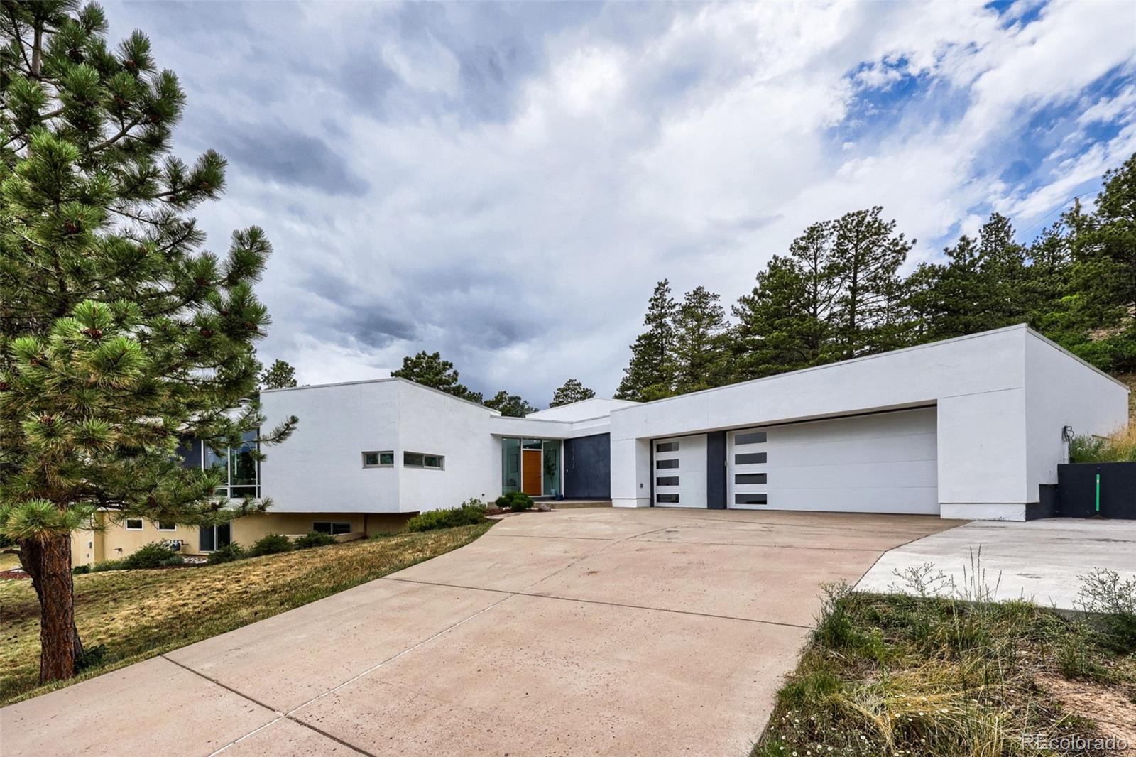 777 Hilltop Rd, Palmer Lake, CO 80133