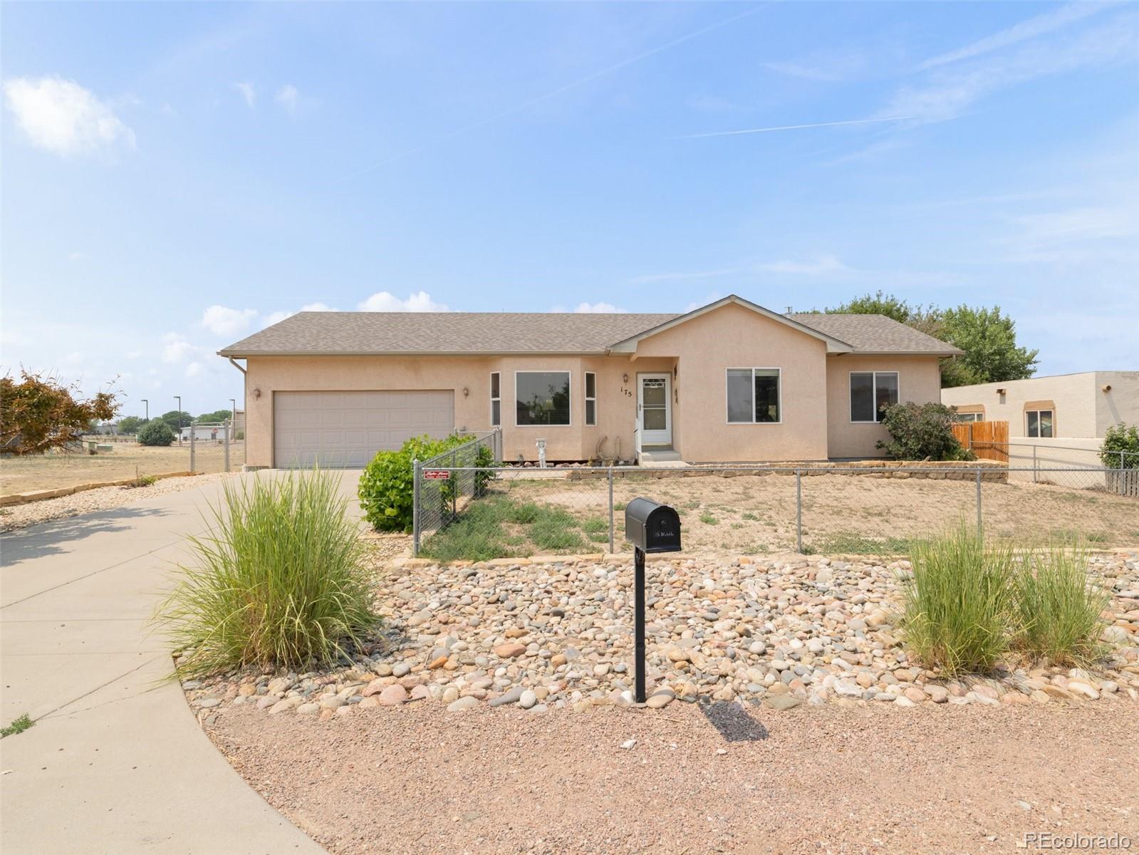 175 E Abarr Dr, Pueblo, CO 81007