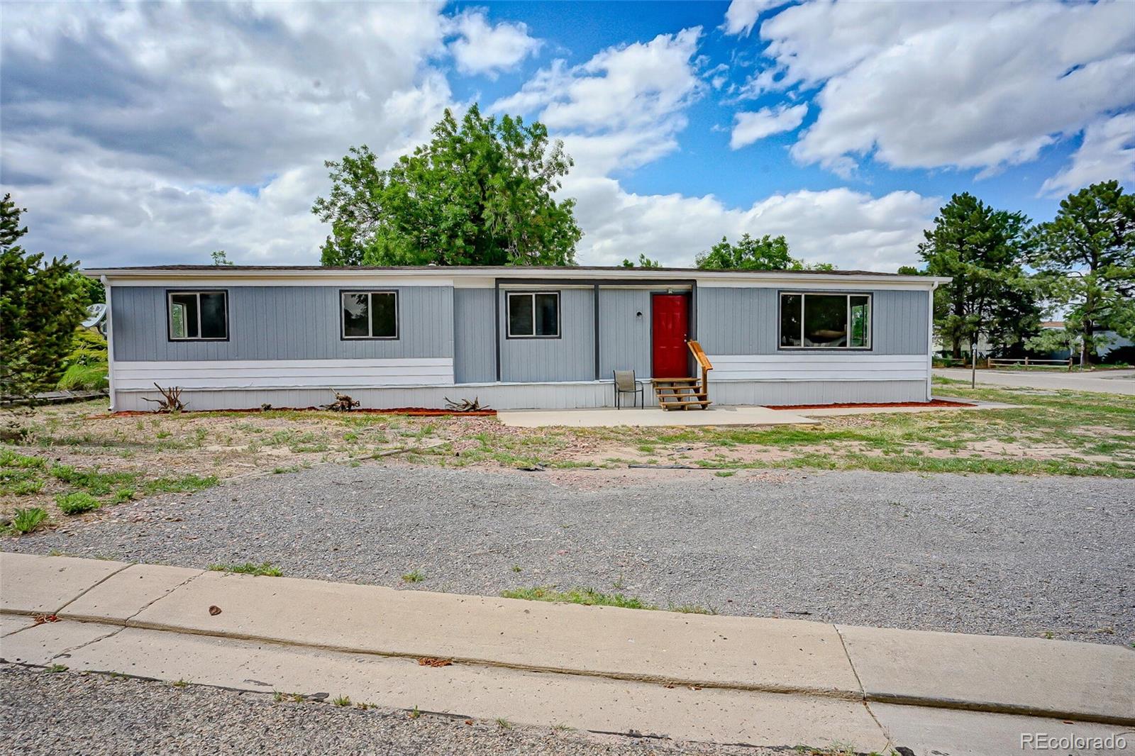 2765 Applewood Dr, Colorado City, CO 81019