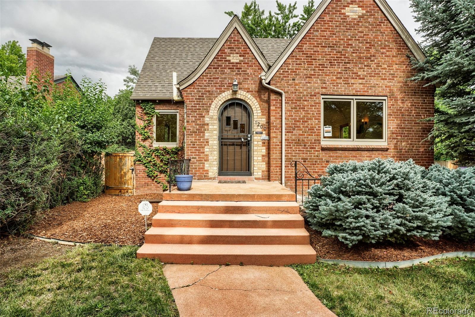 1200 Hudson St, Denver, CO 80220