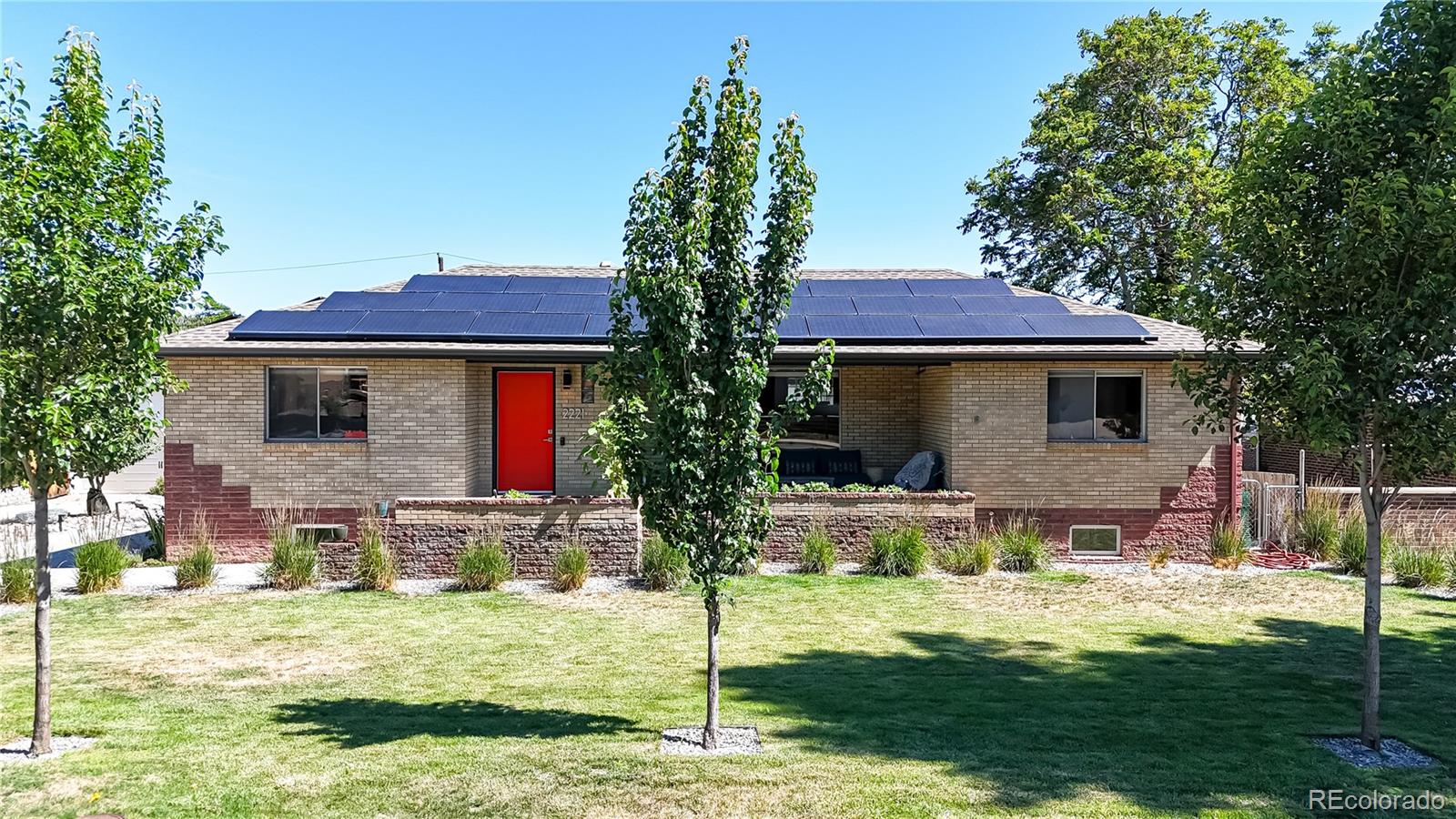 2221 W Moffat Pl, Denver, CO 80221