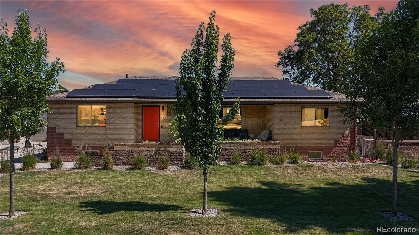 2221 W Moffat Pl, Denver, CO 80221