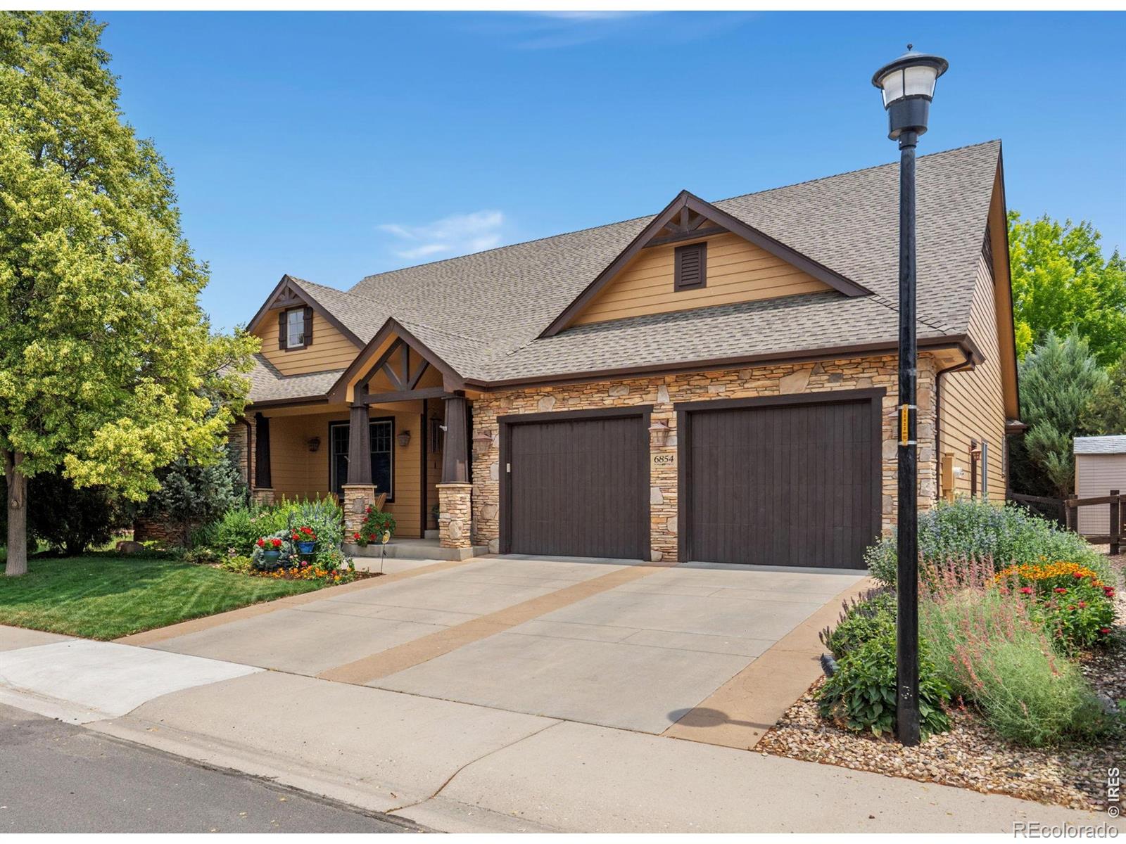 6854 Pumpkin Ridge Dr, Windsor, CO 80550