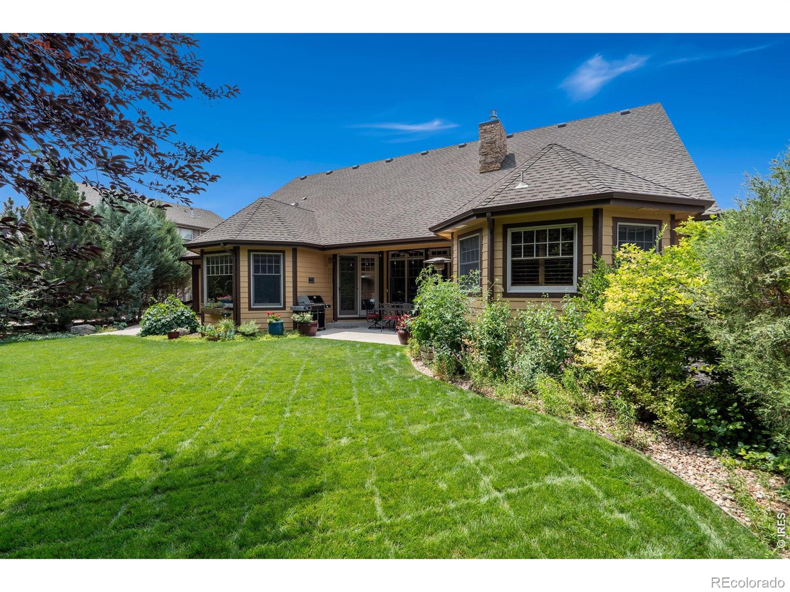 6854 Pumpkin Ridge Dr, Windsor, CO 80550