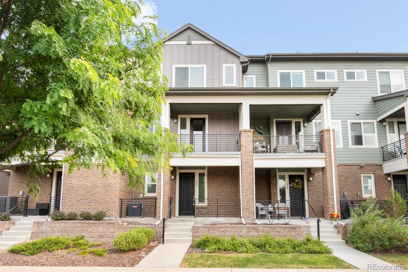 624 E Hinsdale Ave, Littleton, CO 80122