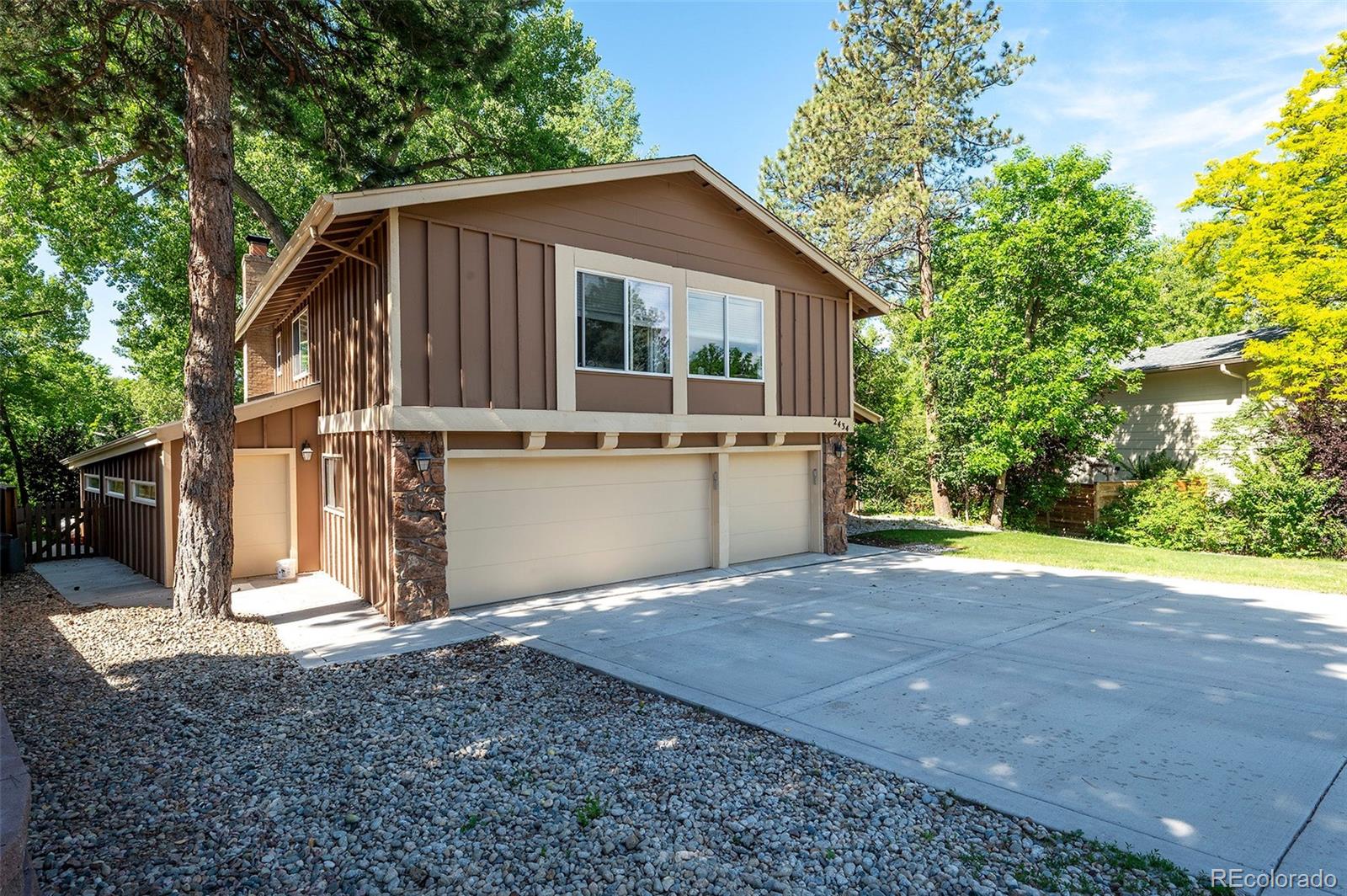 2434 Park Ln, Littleton, CO 80120
