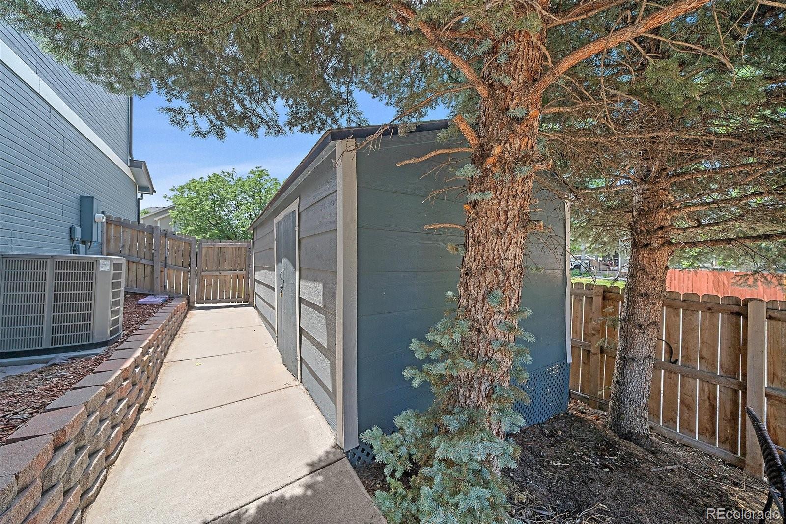 10518 Bellaire St, Thornton, CO 80233