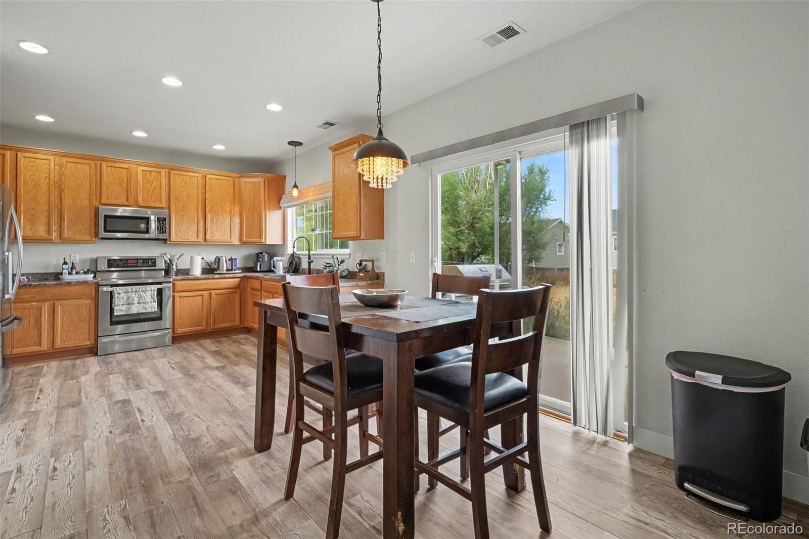 87 Peabody St, Castle Rock, CO 80104