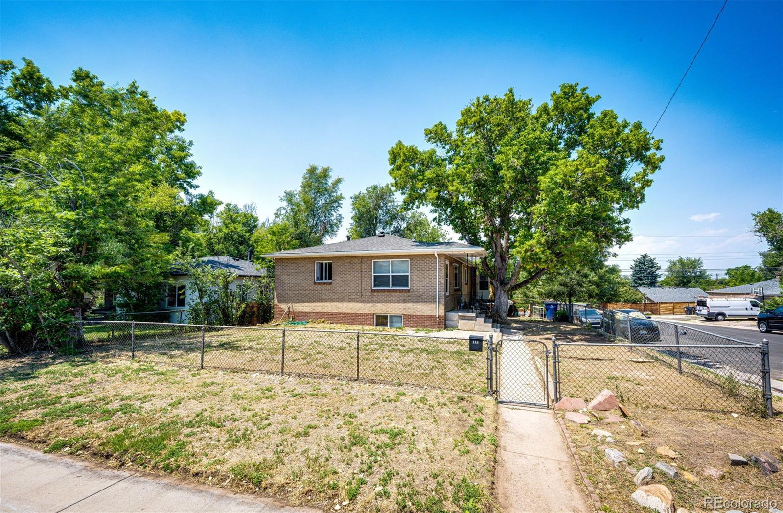 110 W Princeton Ave, Englewood, CO 80110
