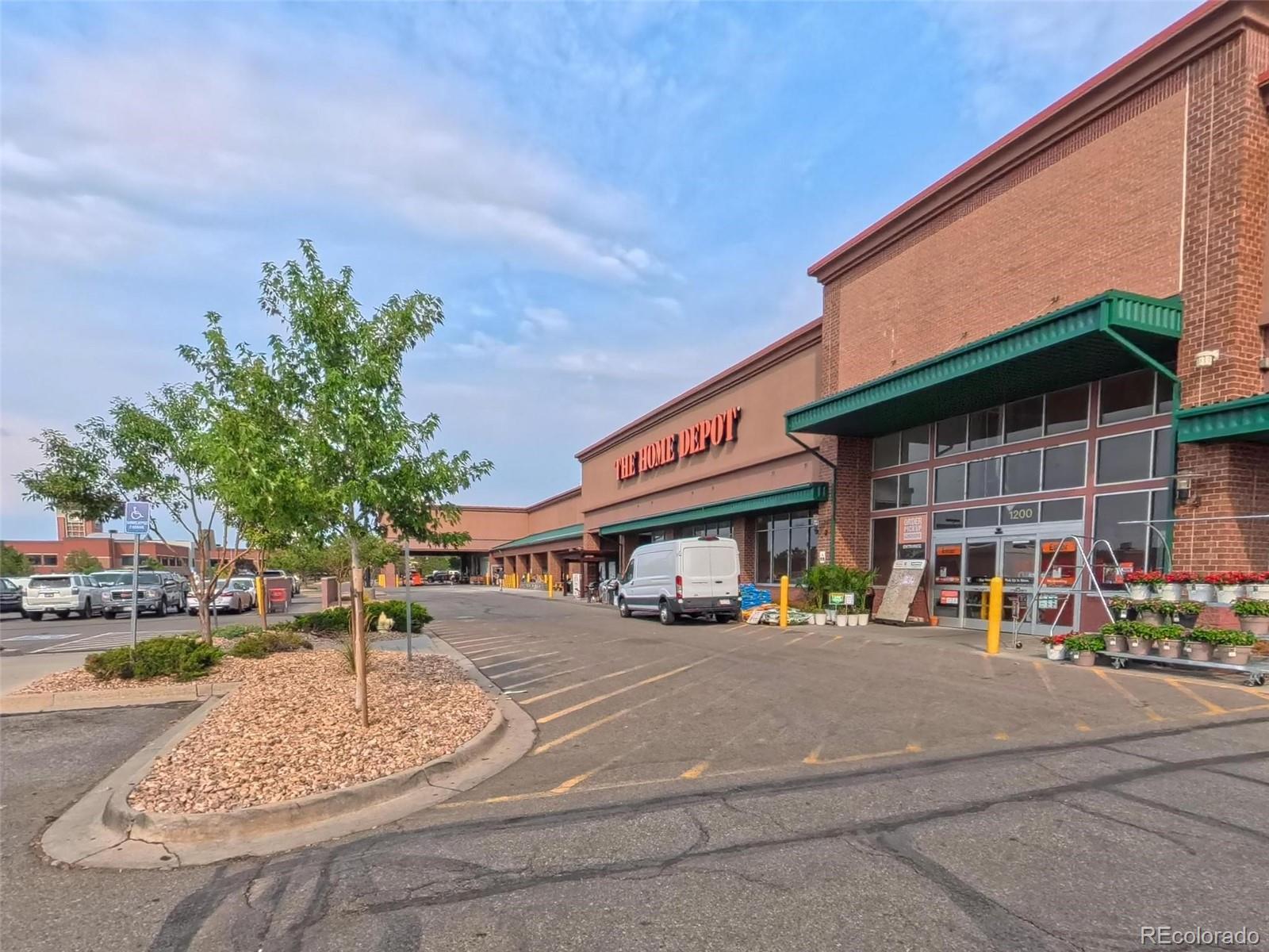 592 Brookhurst Ave #26E, Highlands Ranch, CO 80129
