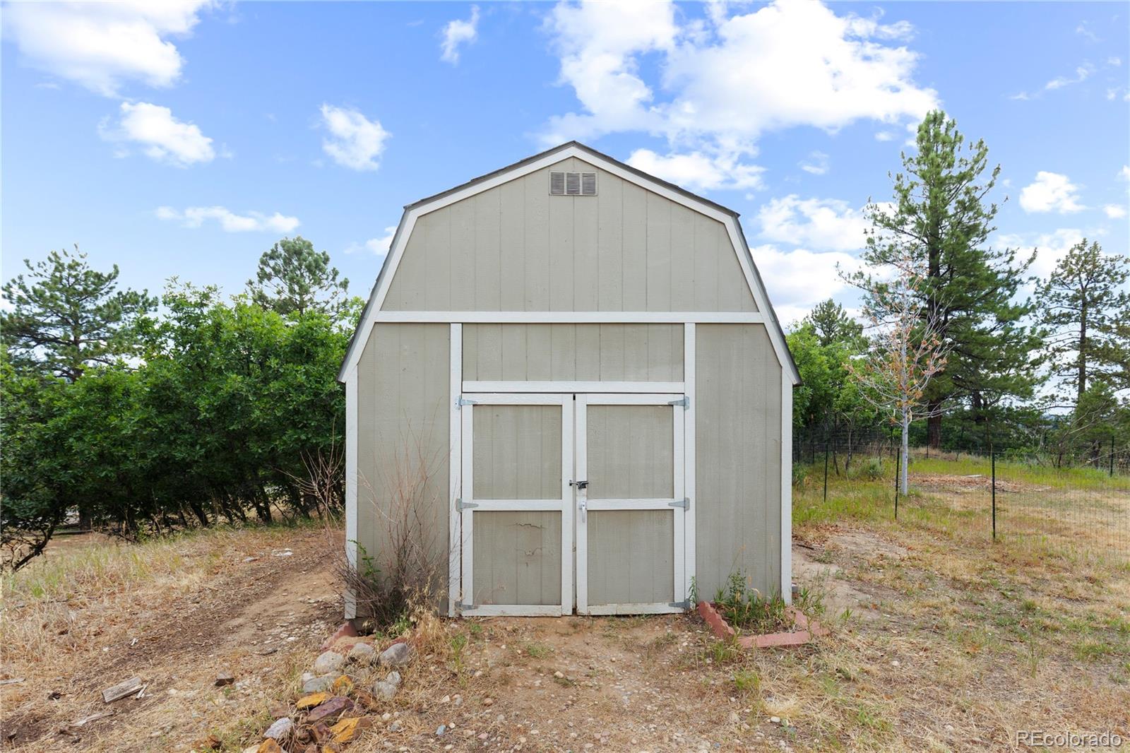 3919 Woods Rd, Sedalia, CO 80135