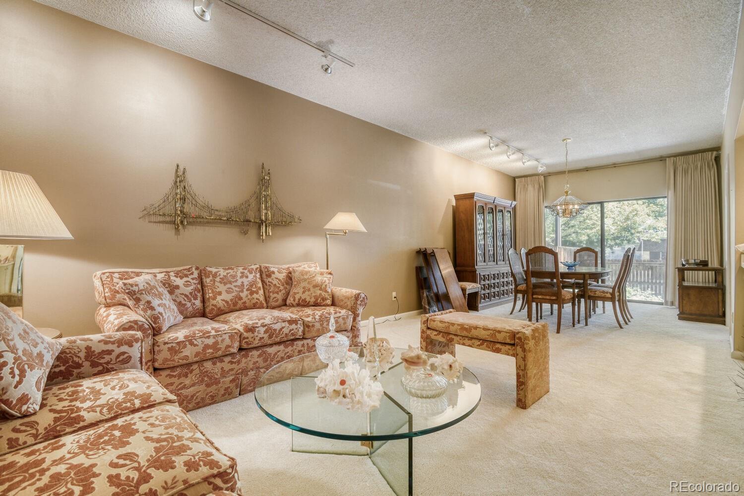 4250 S Olive St #115, Denver, CO 80237