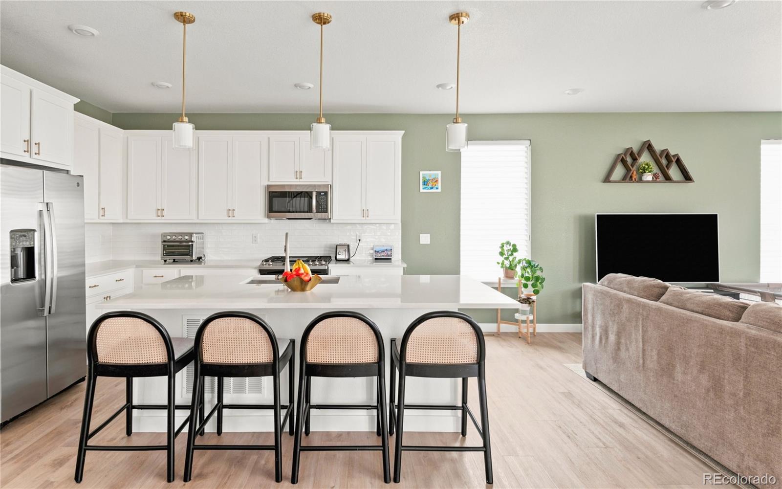 15736 W Girard Ave, Morrison, CO 80465