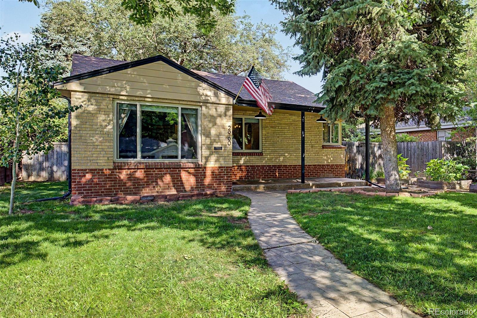 2960 S Corona St, Englewood, CO 80113