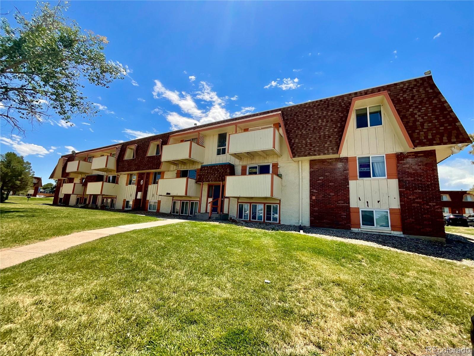 10211 Ura Ln #6-302, Denver, CO 80260