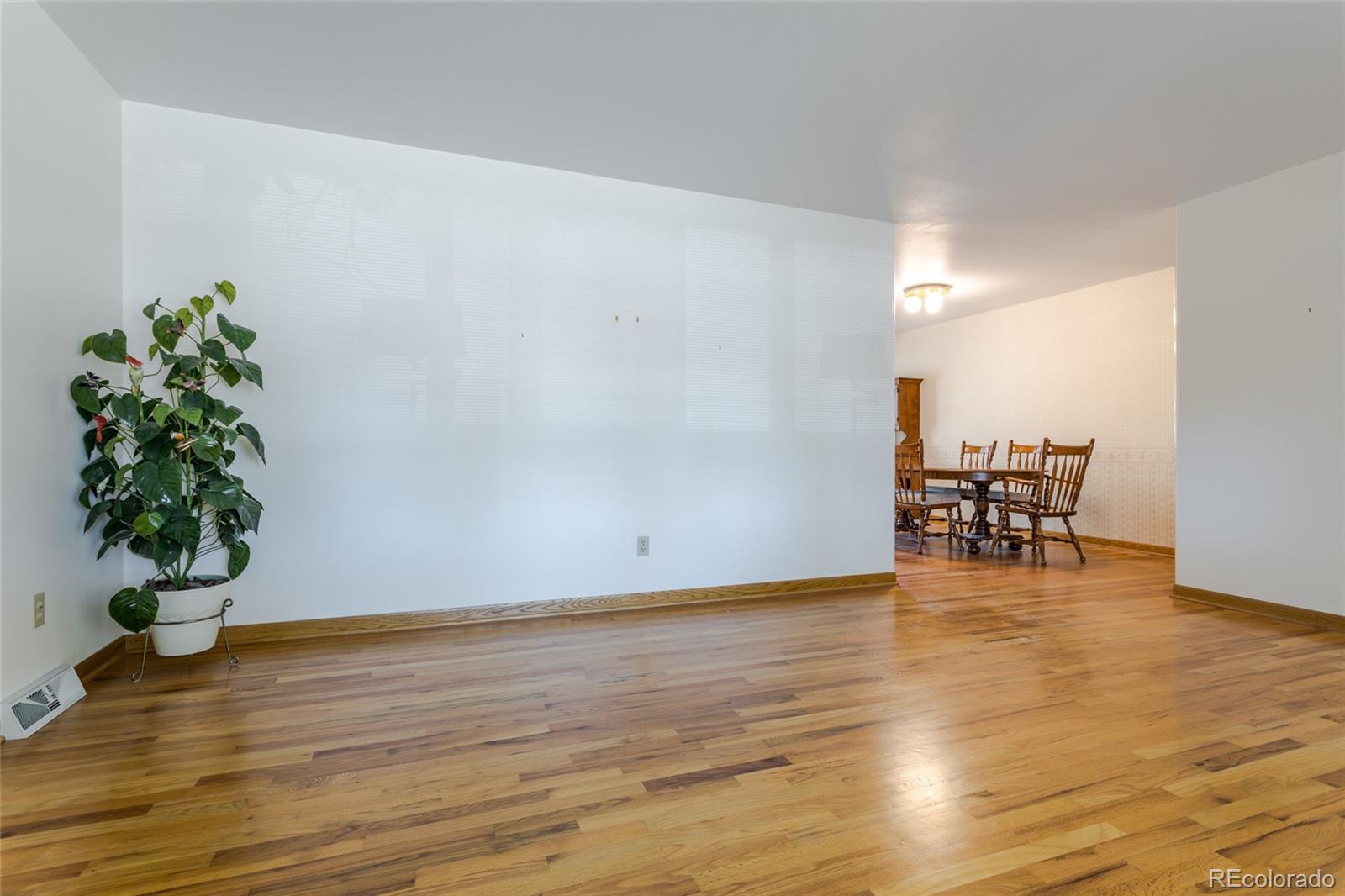 3795 S Uinta Ct, Denver, CO 80237