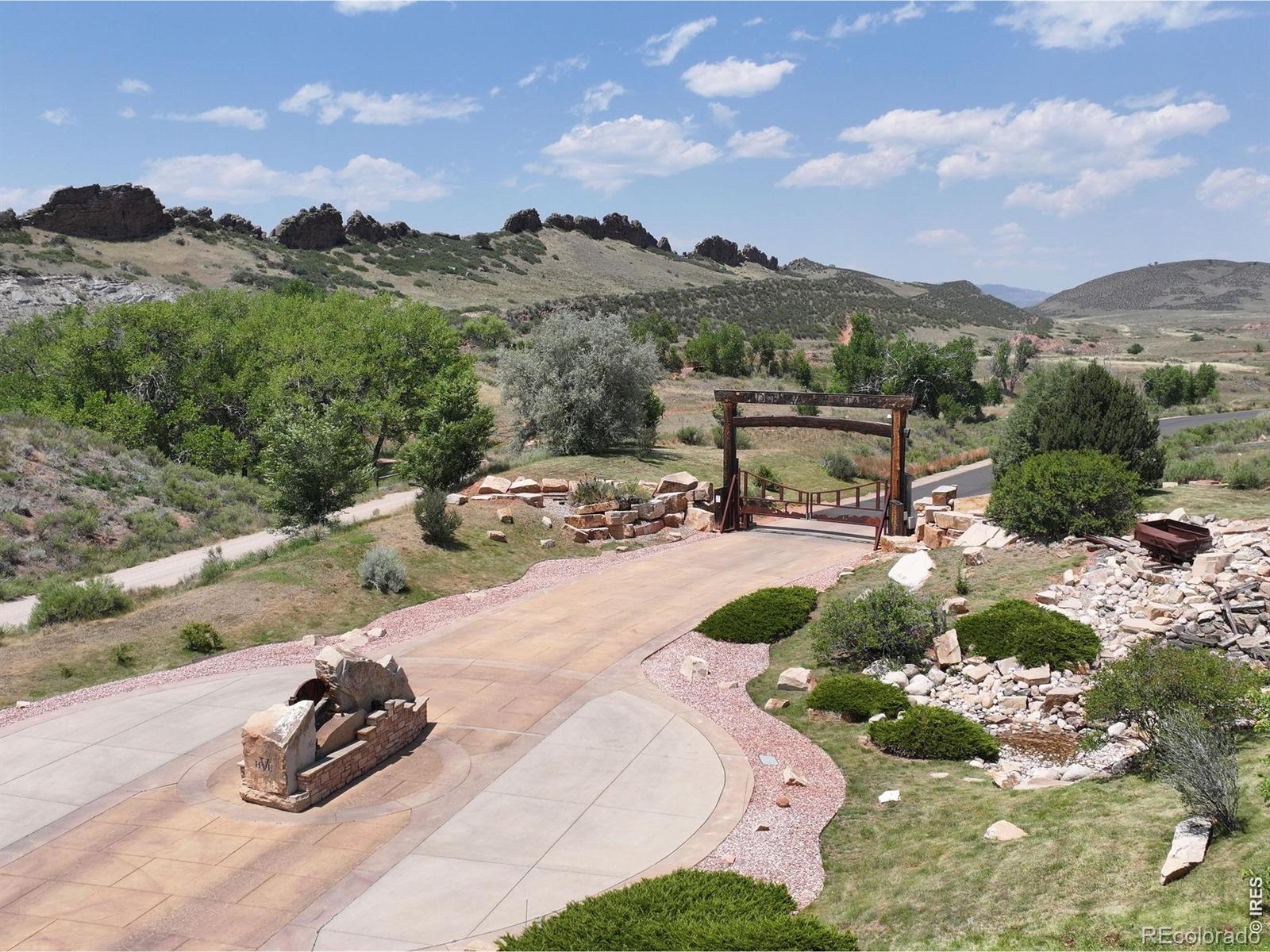 2950 Hidden Valley Dr, Loveland, CO 80538