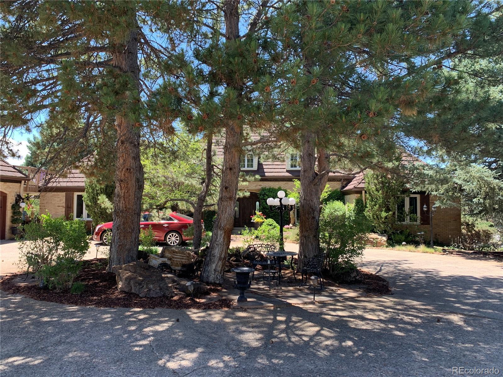 18347 E Glasgow Pl, Foxfield, CO 80016