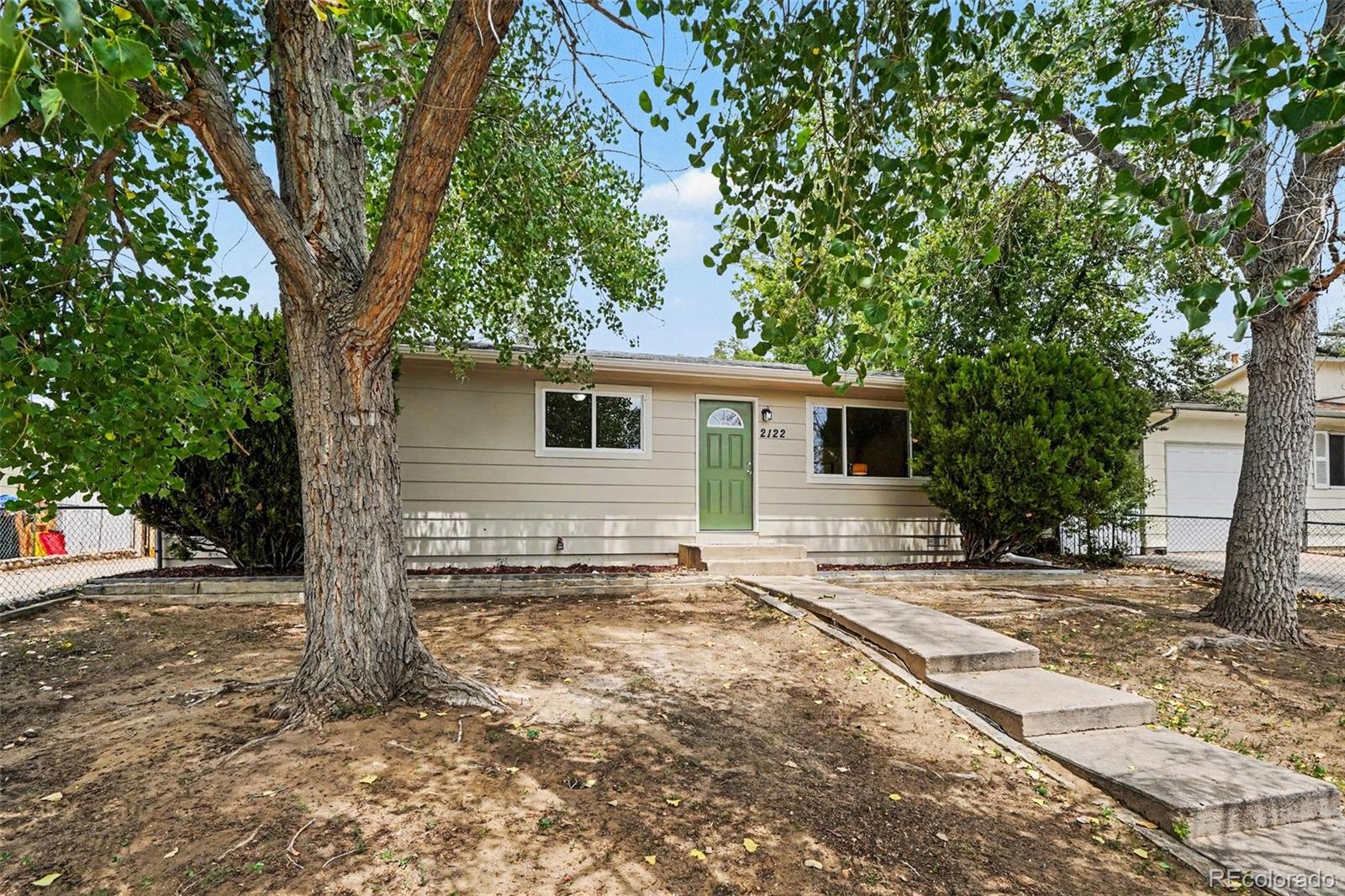 2122 Doniphan Dr, Colorado Springs, CO 80910