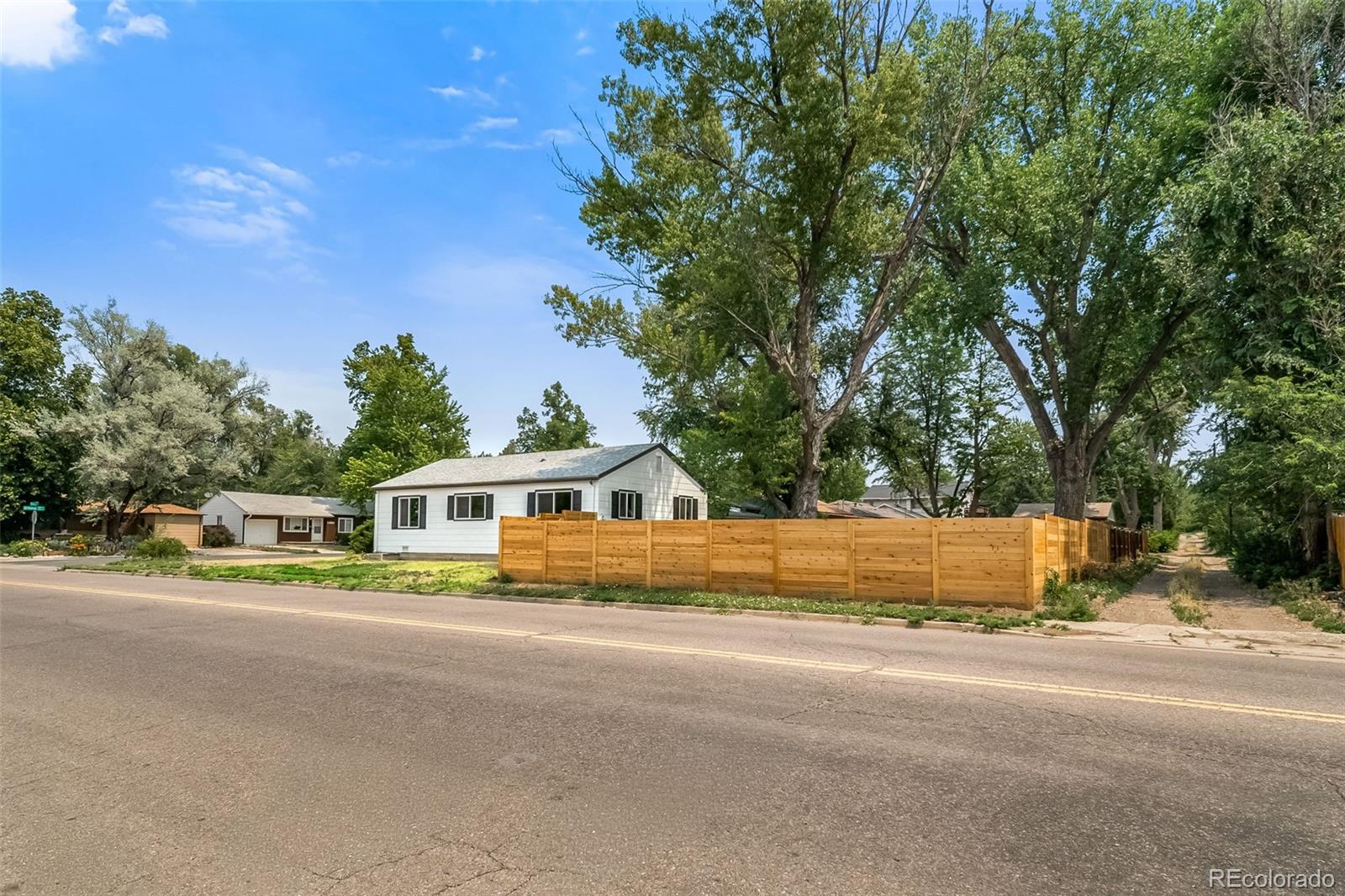 1210 E Bates Pw, Englewood, CO 80113