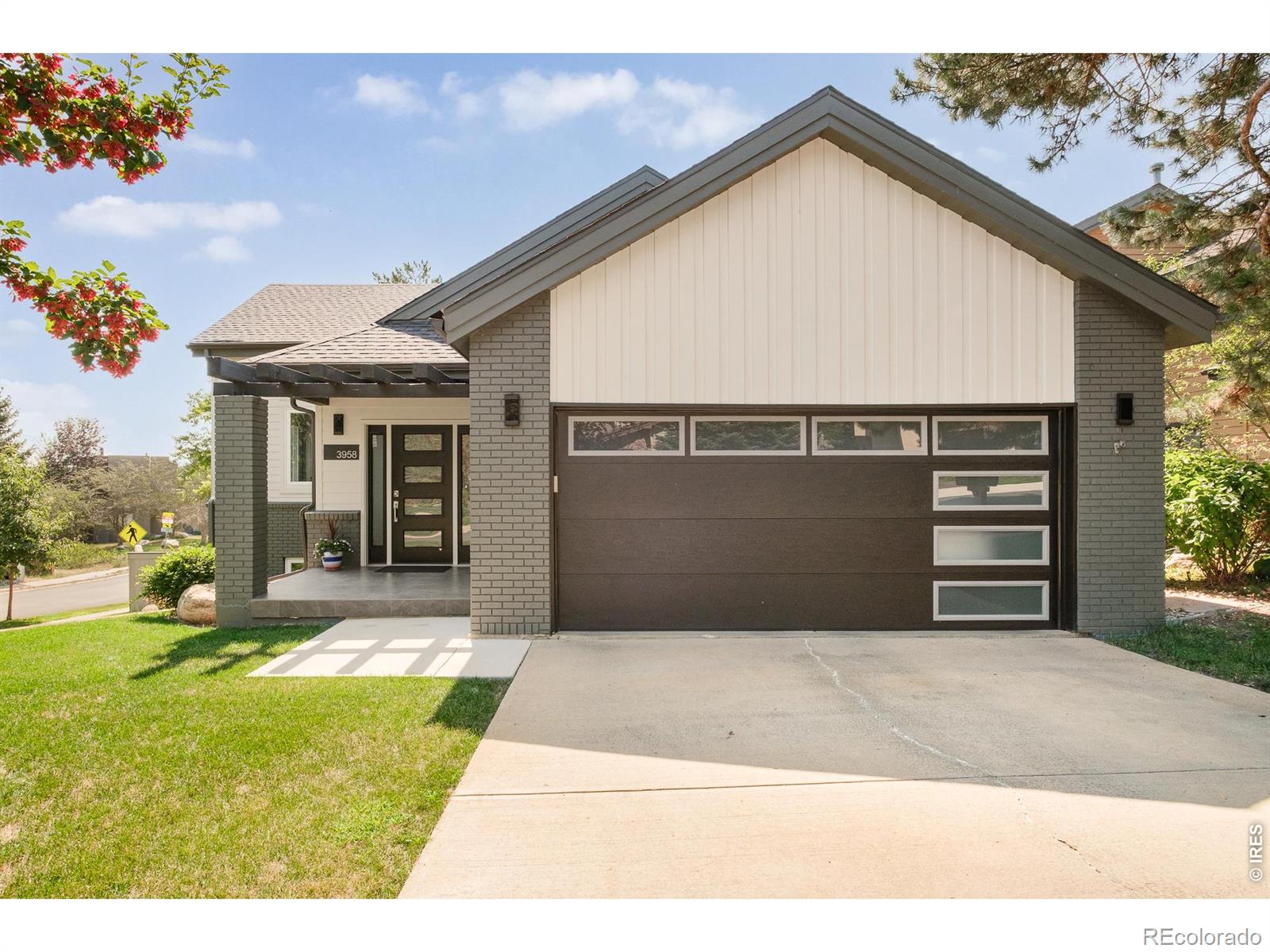 3958 Promontory Ct, Boulder, CO 80304