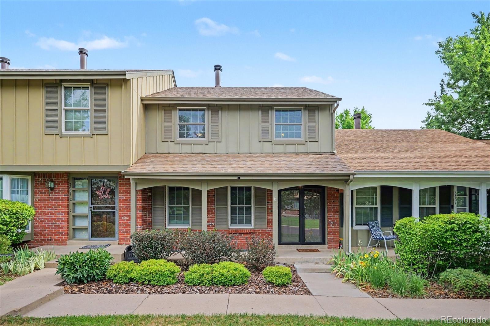 8601 E Yale Ave #B, Denver, CO 80231
