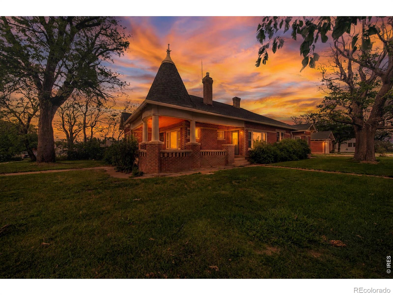 102 Cedar Ave, Akron, CO 80720