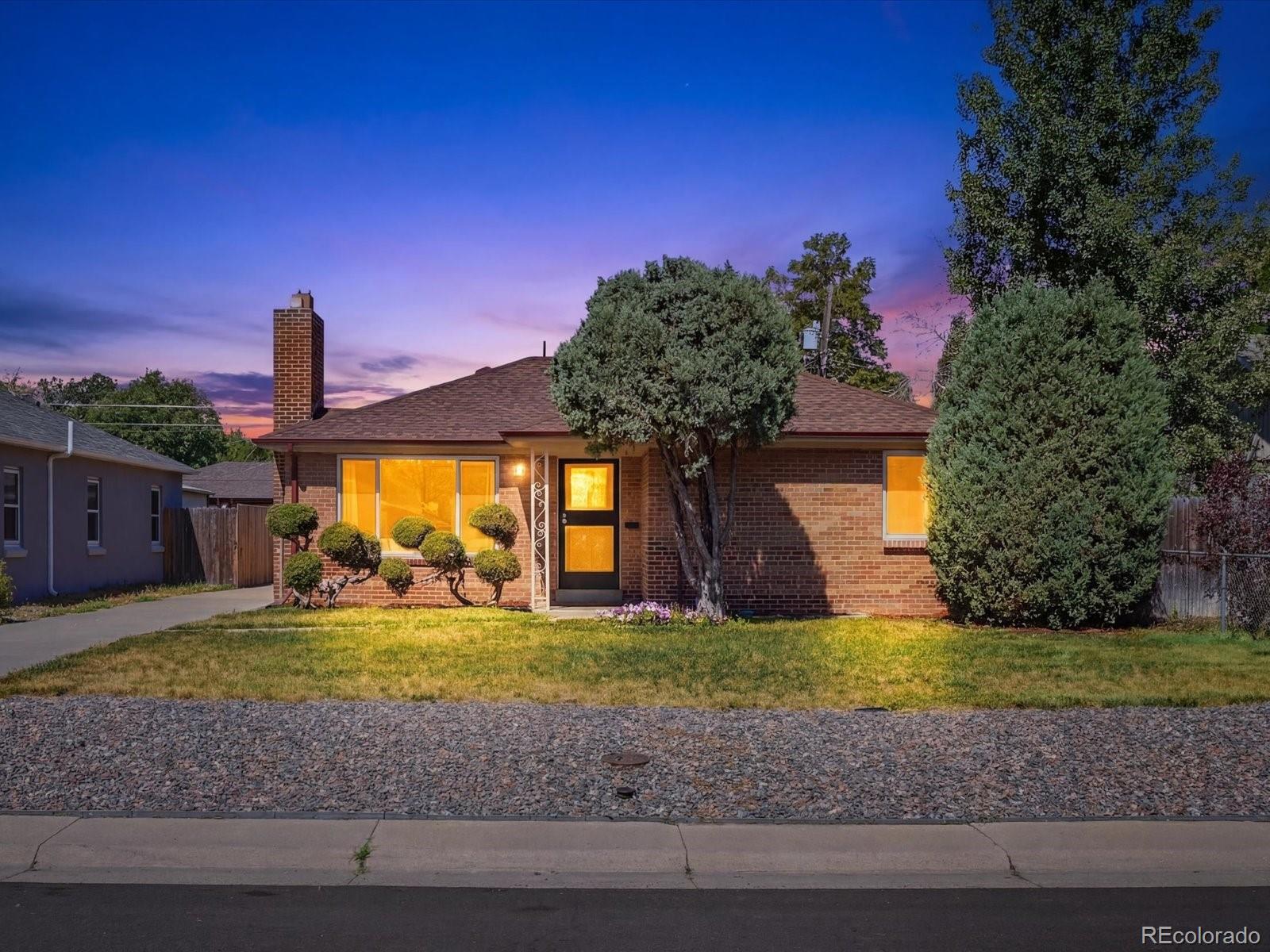 2127 Niagara St, Denver, CO 80207