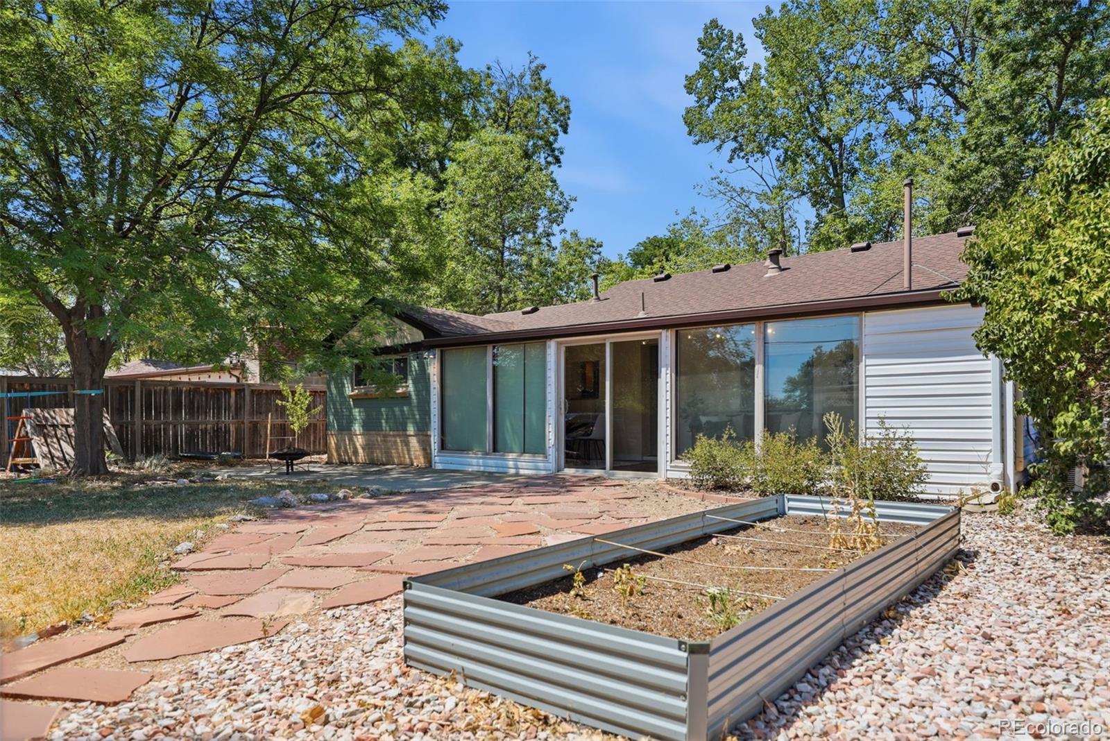 2670 Olive St, Denver, CO 80207