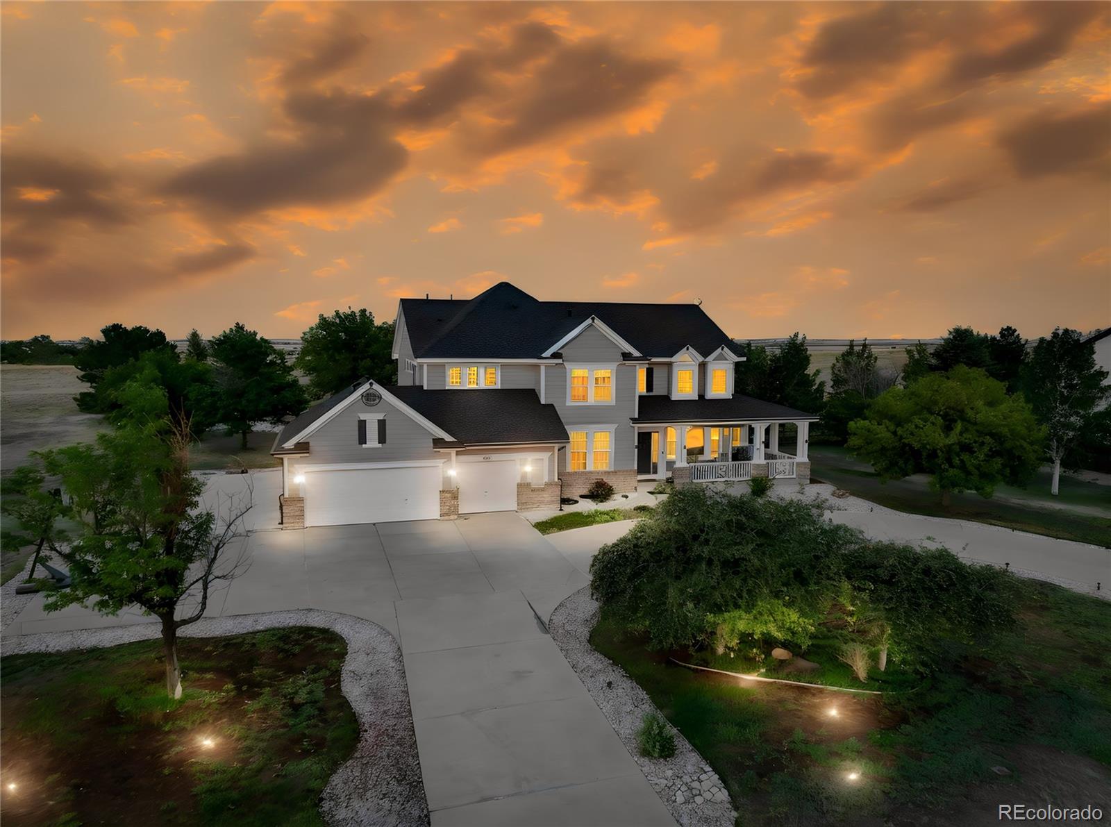 460 Columbine Dr, Bennett, CO 80102