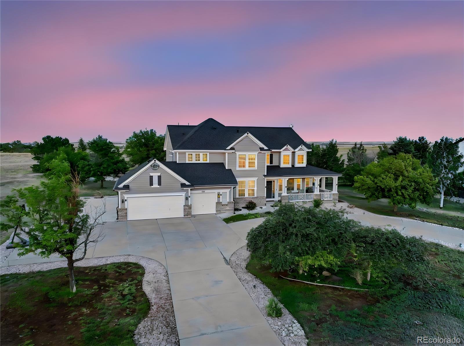460 Columbine Dr, Bennett, CO 80102