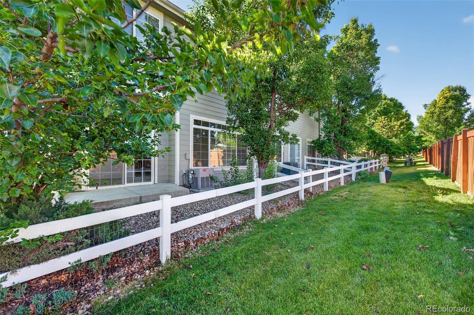 4323 S Jebel Ln, Aurora, CO 80015